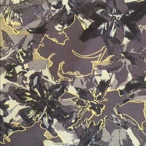 Like new fabletic workout leggings